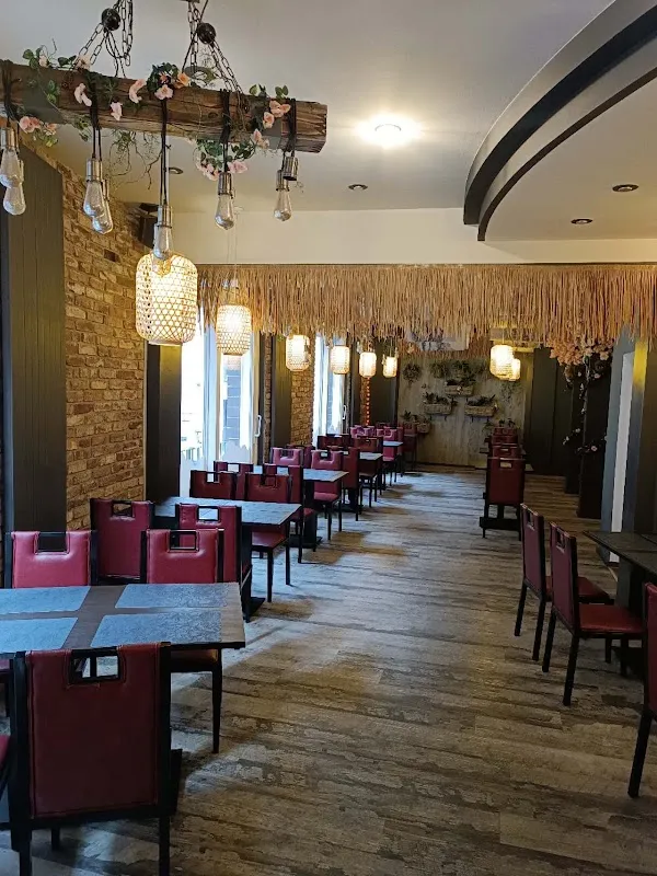 KUMO Ramen&Sushi Restaurant