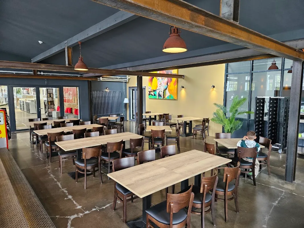 La Cantina