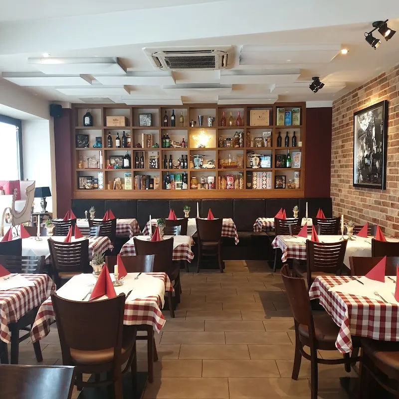 La Trattoria