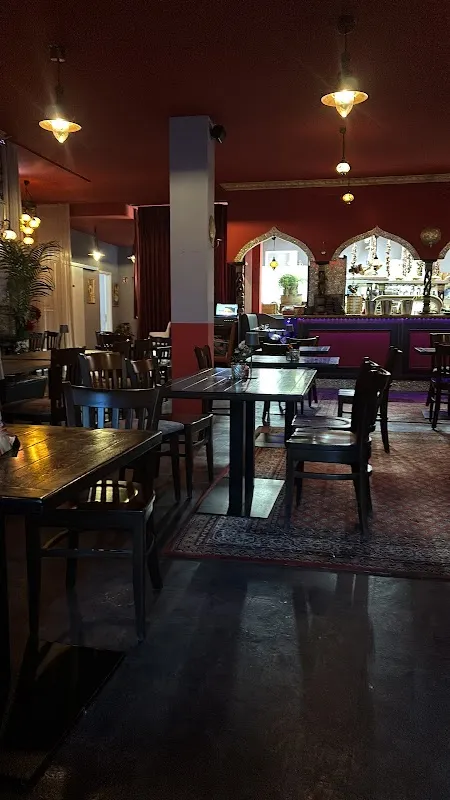 Mandaloun Restaurant