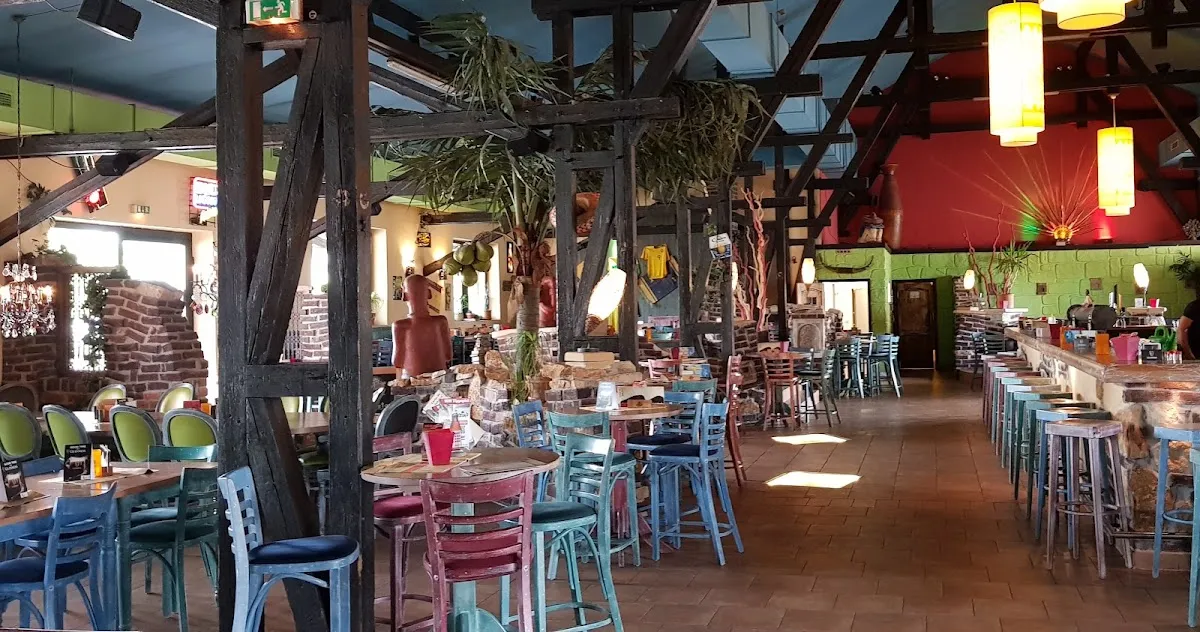 Mexim's Estacion Bünde